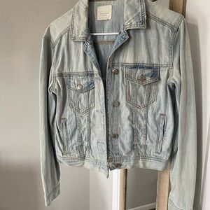American Eagle Outfitters Light Blue Denim Jacket